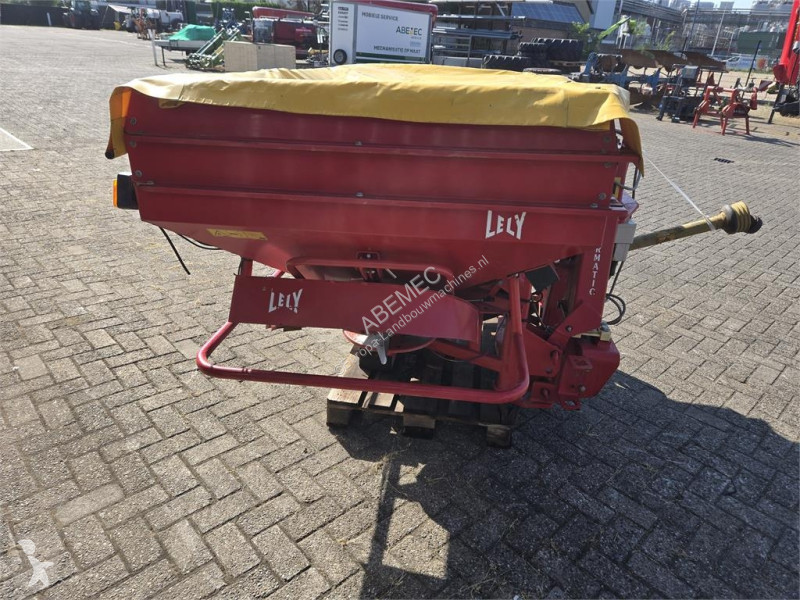 Lely weegstrooier crop dusting