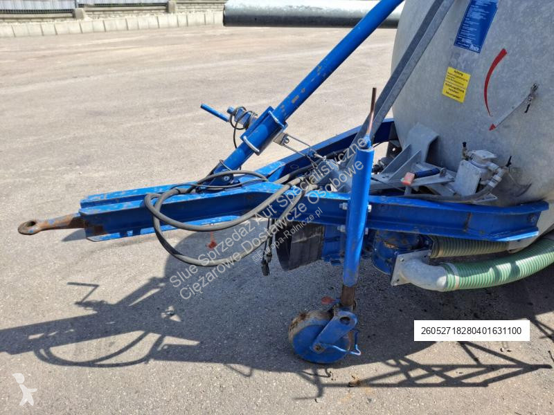Rozhadzovanie  231/60 DMC 8000 kg 6000 L WOM...