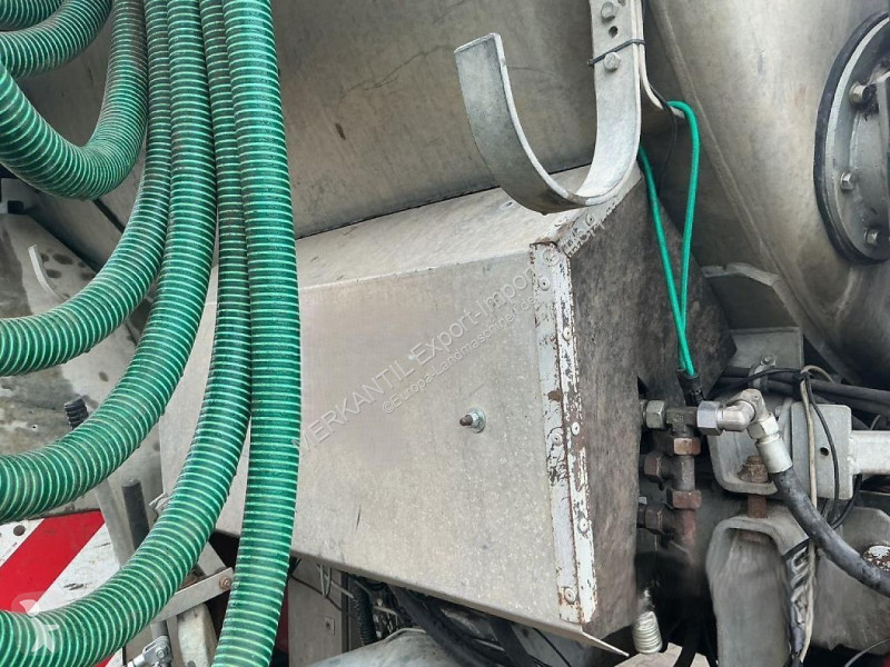 Épandage   26000 L