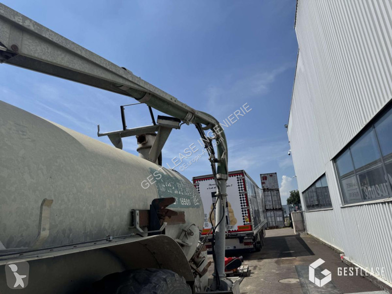Розкидання /розливання добрив Jeantil  GT15500