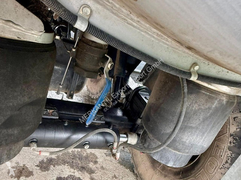 Gödselspridning   Garant TAV 28 mit Jurop-Pumpe