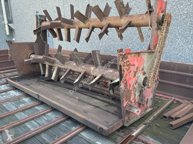 Gödselspridning  T400