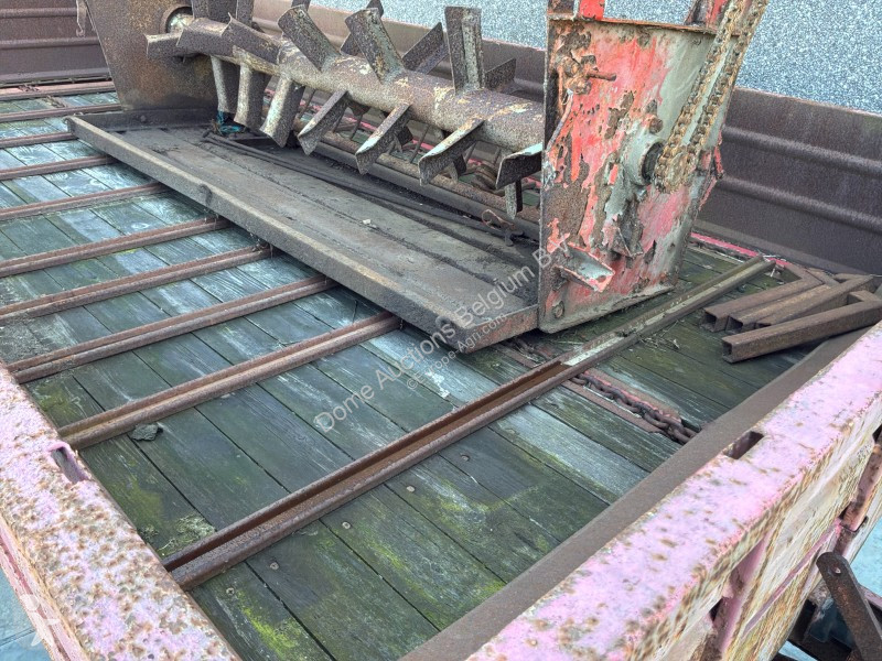 Gödselspridning  T400