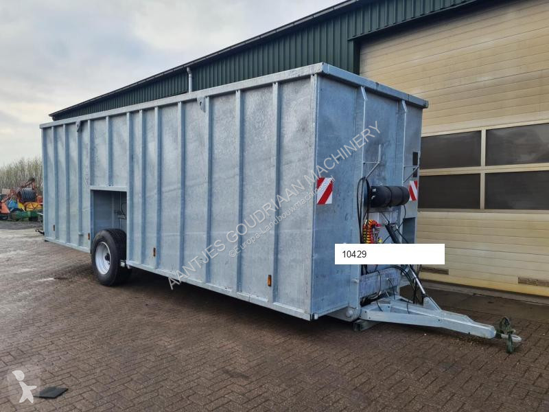 Gödselspridning  Mestcontainer - Nieuw