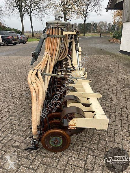 RZ 80 Zodebemester crop dusting