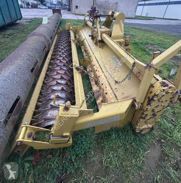 Épandage Dutzi  KR 4000
