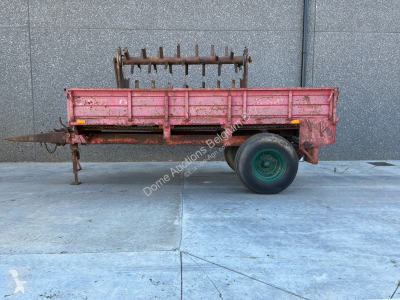Gödselspridning  T400