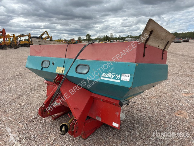 Sulky  DPX crop dusting