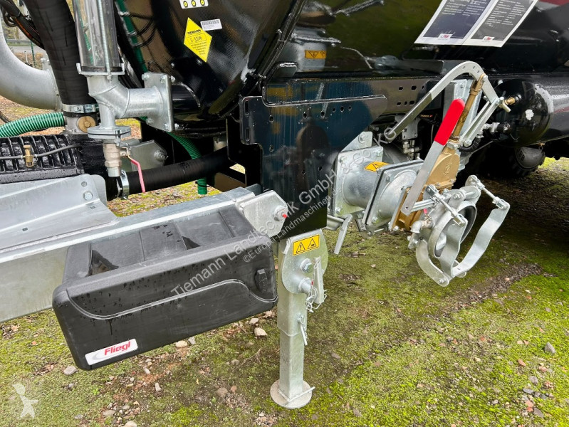 Rozmetání Fliegl  VFW 16000 Maxx Line Plus