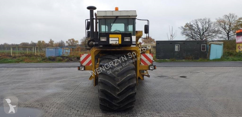 نثر  Samojezdny rozsiewacz nawozów TERRA GATOR...
