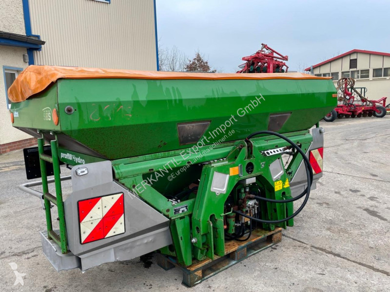 Épandage Amazone ZA-M Ultra Profis Hydro 3000