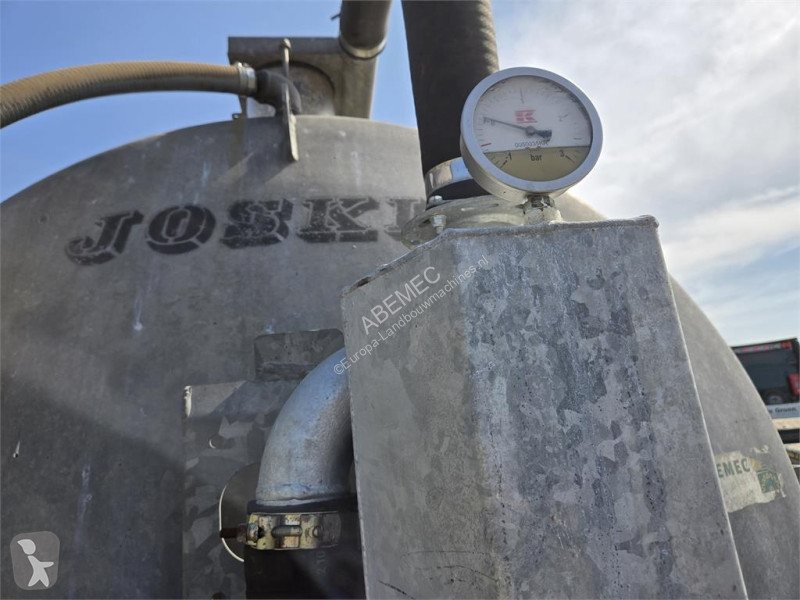 Joskin 8400S + Joskin 6020/28MAH crop dusting