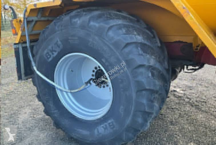 Gödselspridning Terra Gator TG 3104