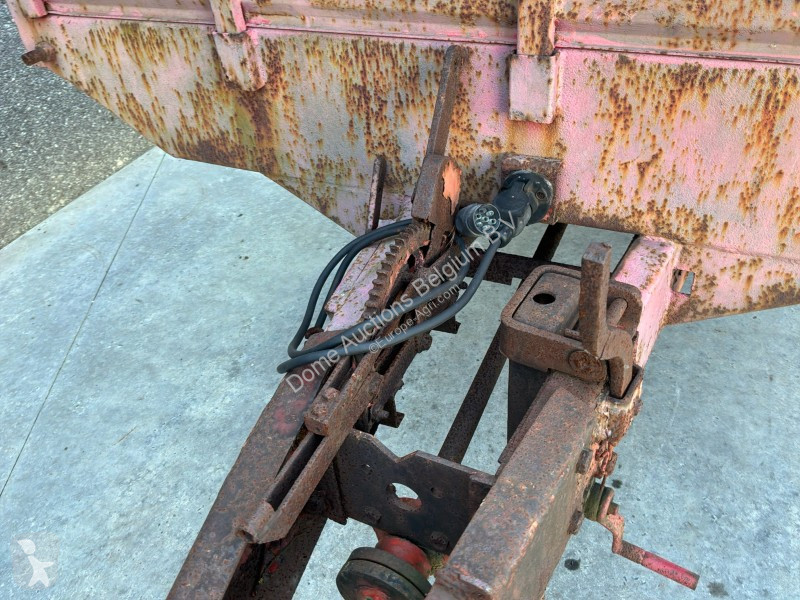 Gödselspridning  T400