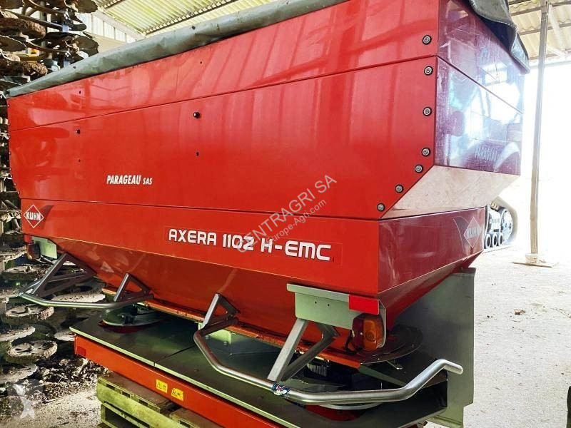 Épandage Kuhn AXERA 1102 H-EMC
