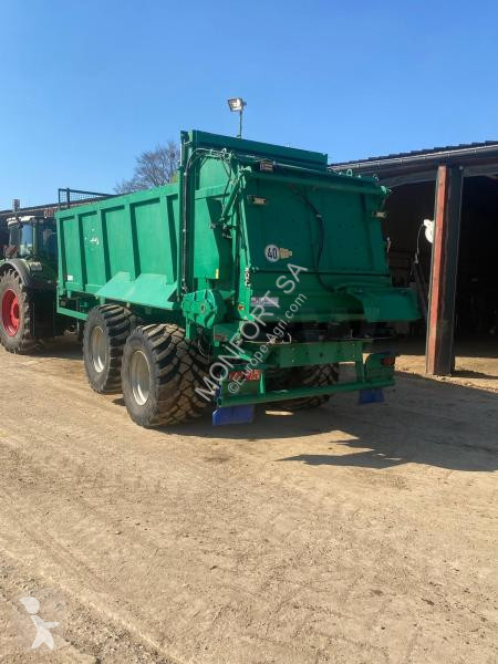 Épandage Tebbe  HS 200
