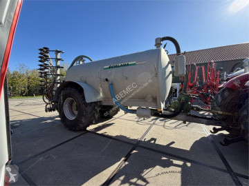 Fertiliser distributor