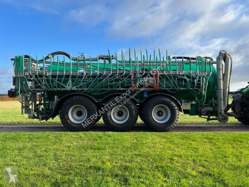 Spredning   30m³ Tridem mit 30m Vogelsang...