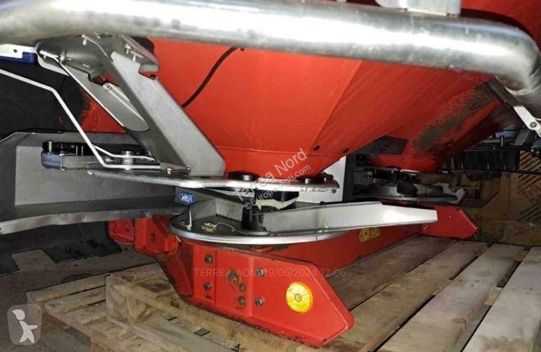 Spredning Kuhn AXIS 40.1 W T25