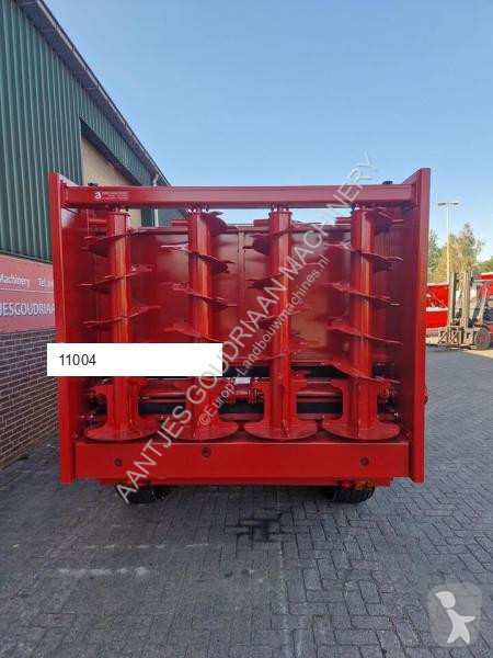 Meststrooier 8 ton - Nieuw crop dusting