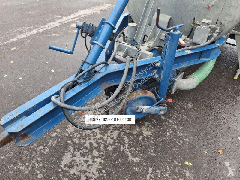 Rozhadzovanie  231/60 DMC 8000 kg 6000 L WOM...