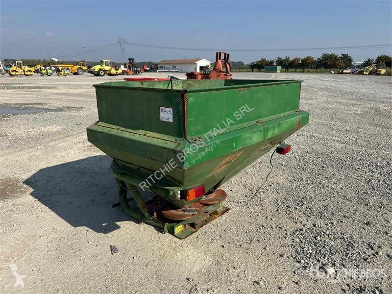Розкидання /розливання добрив Amazone ZA-F 804F...
