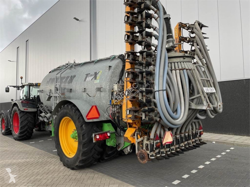 Esparcimiento Joskin Tetrax2 14000L + Veenhuis...