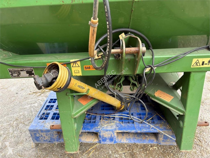 Gödselspridning Amazone ZA-X Perfect 1402