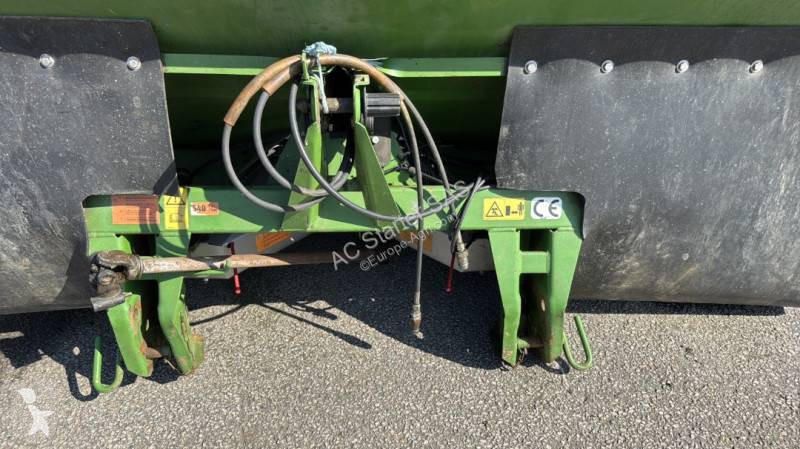 Amazone ZA-M MAX IS crop dusting