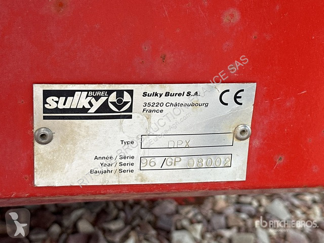 Sulky  DPX crop dusting