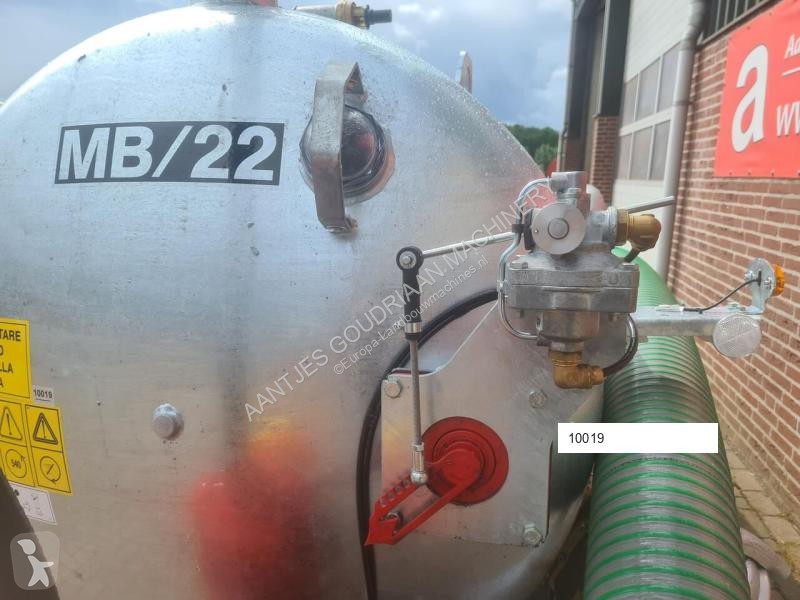 Vaia waterwagen MB22 - Nieuw crop dusting