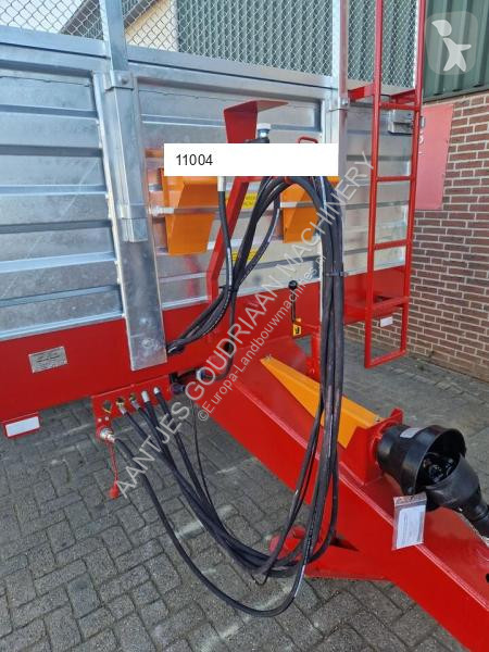 Meststrooier 8 ton - Nieuw crop dusting