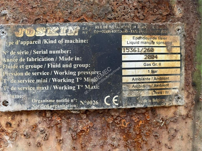 Gödselspridning Joskin Cargo chassis met tank...