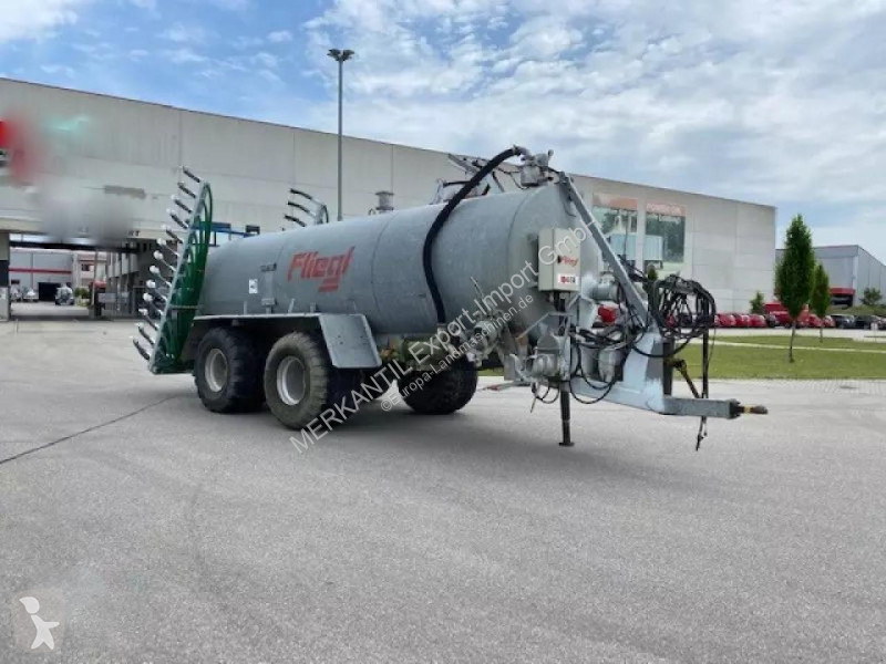 Esparcimiento Fliegl  VFW 16000L