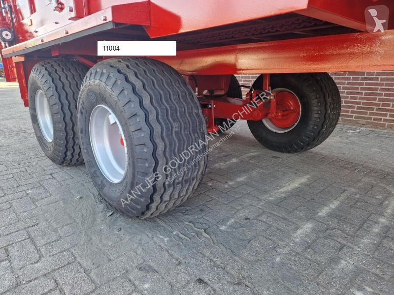 Meststrooier 8 ton - Nieuw crop dusting