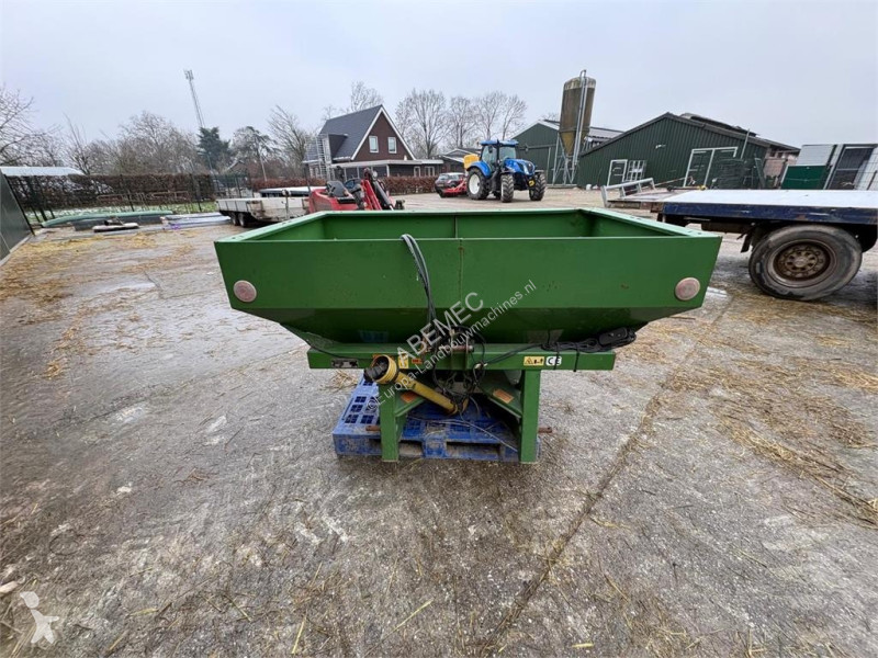 Gödselspridning Amazone ZA-X Perfect 1402