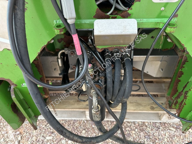 Amazone  ZAM Ultra 3000 crop dusting