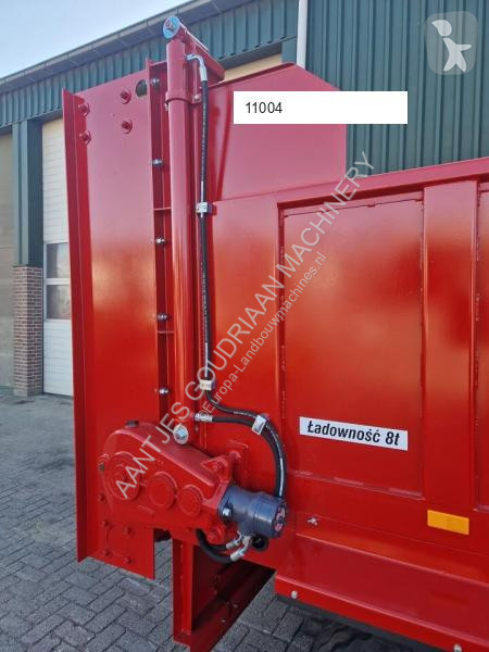 Meststrooier 8 ton - Nieuw crop dusting