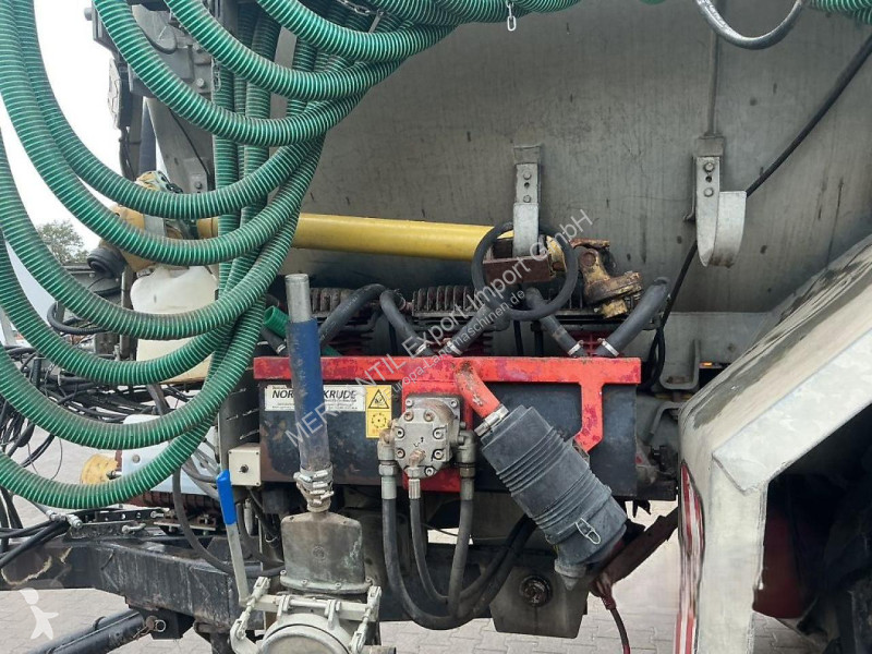 Épandage   26000 L