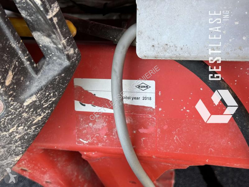 Épandage Kuhn  AXIS  40.2
