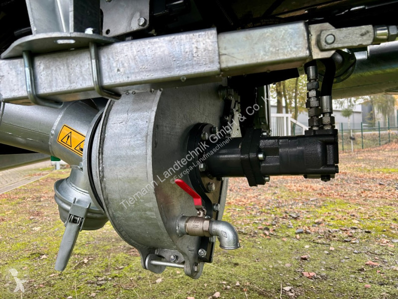 Rozmetání Fliegl  VFW 16000 Maxx Line Plus