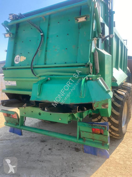 Épandage Tebbe  HS 200