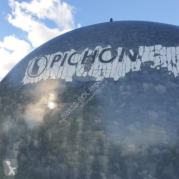 Gödselspridning Pichon TCI 10000