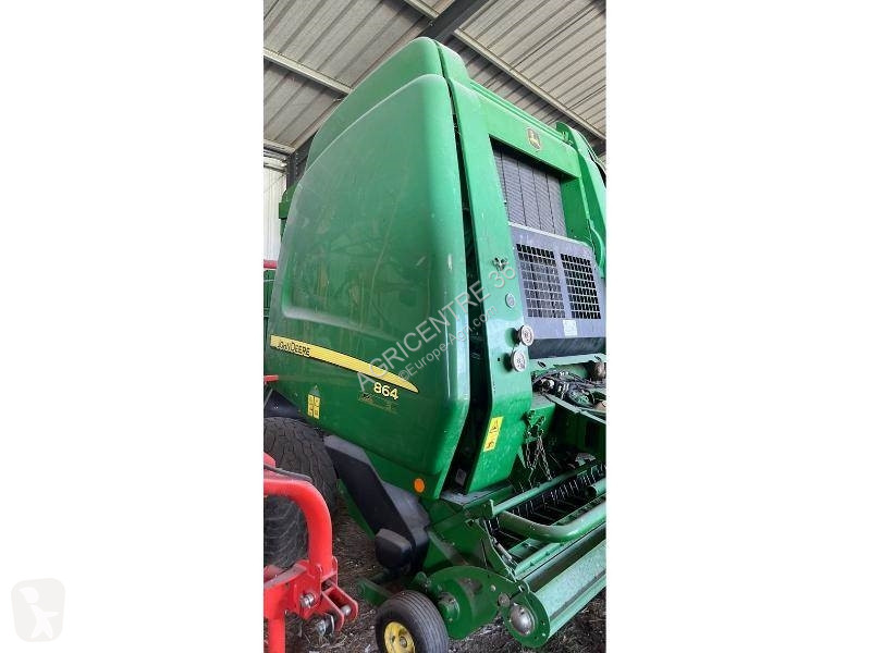 Henificación John Deere 864