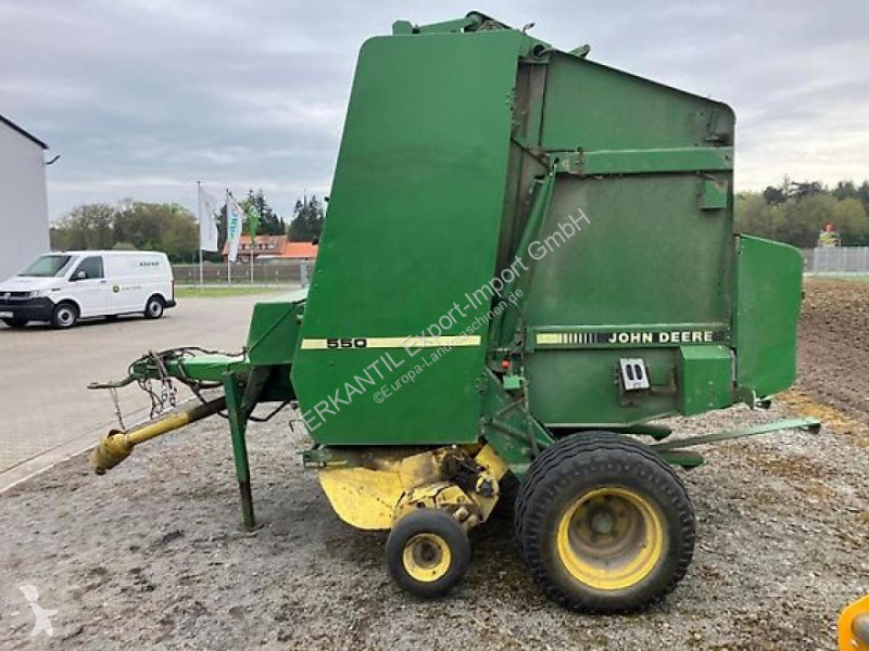 Fenaison John Deere 550