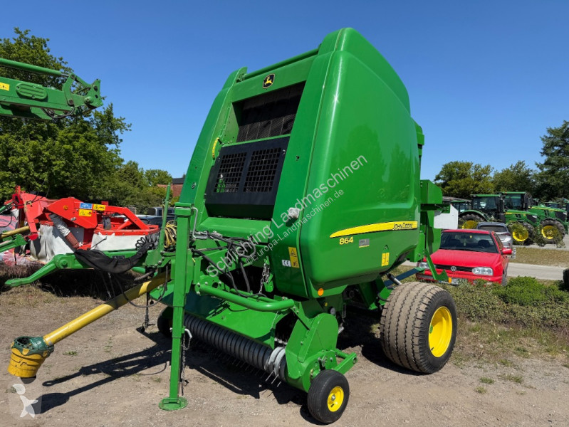 Fenaison John Deere 864