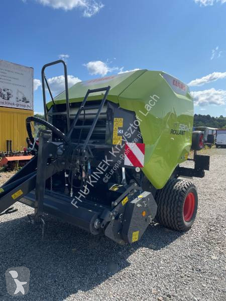 Fenaison Claas ROLLANT 520 RC