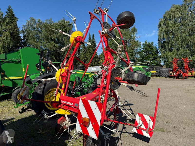 Henificación Pöttinger Hit 690 NZ