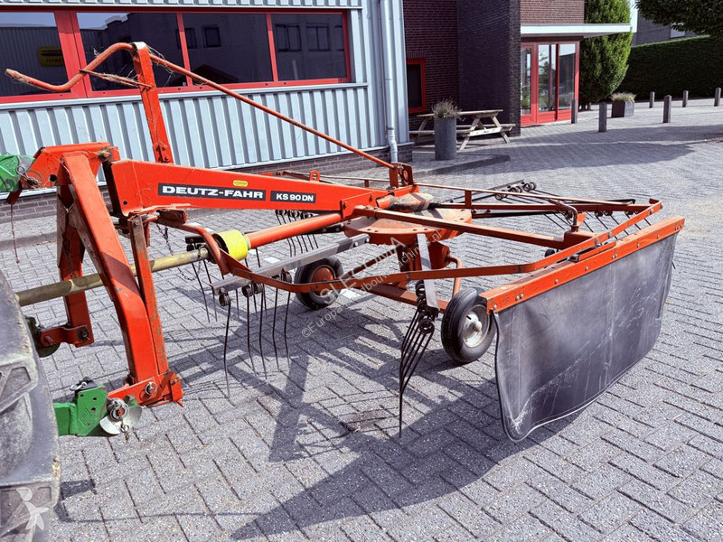 Henificación Deutz-Fahr KS90 DN Cirkelhark