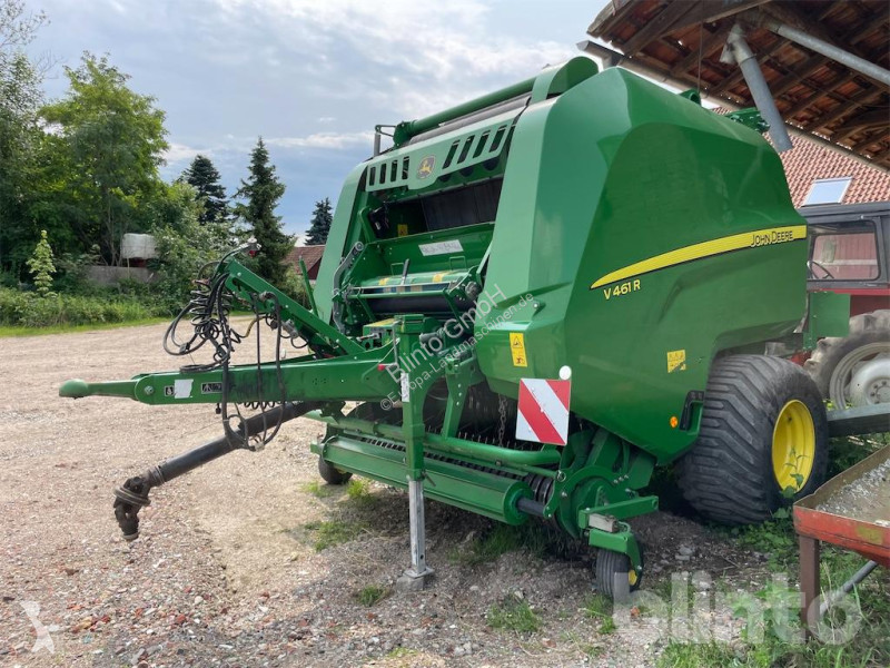 Henificación John Deere V461R